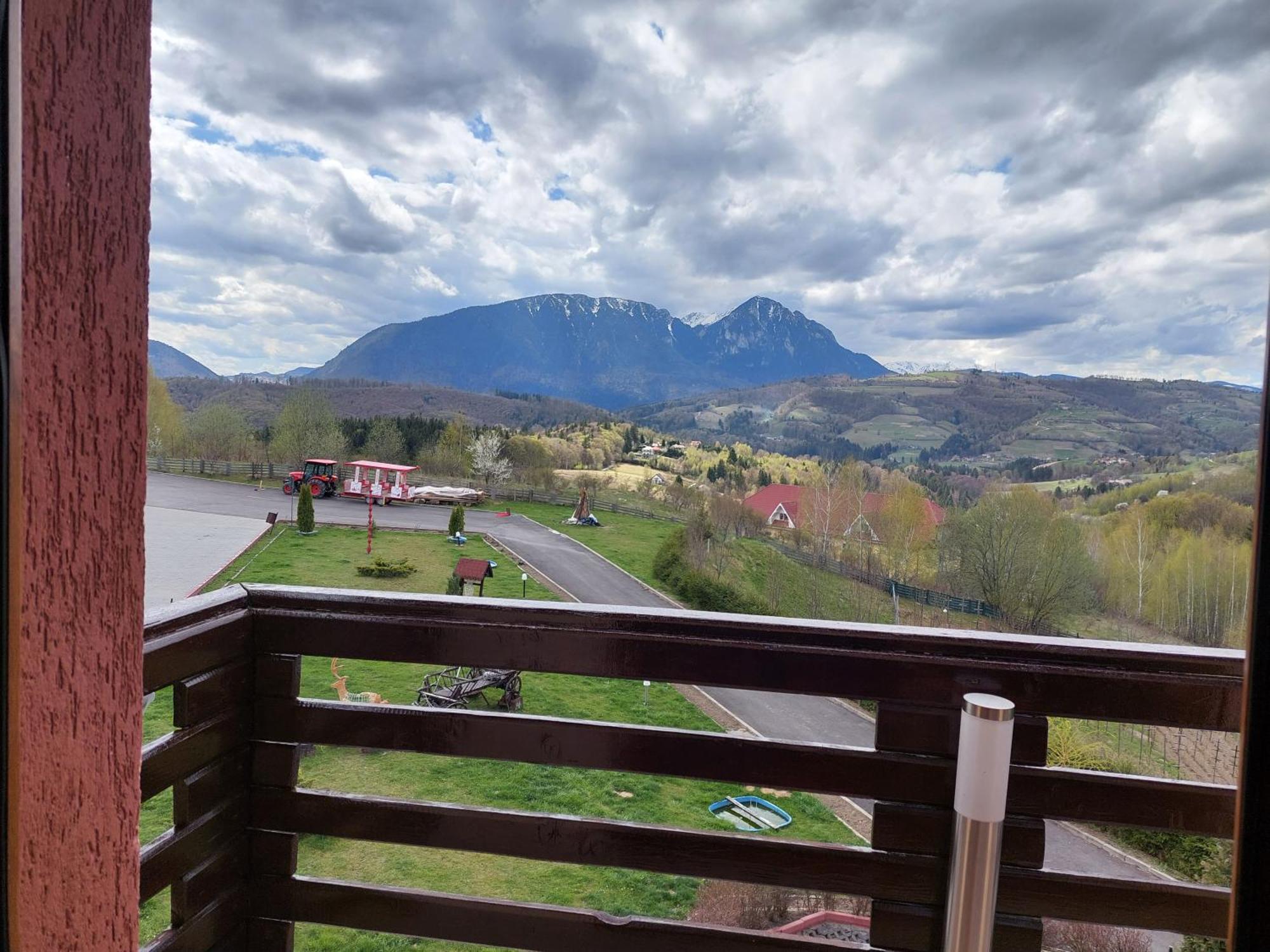 Pension Chalet Poiana Marului Ranch Exteriér fotografie